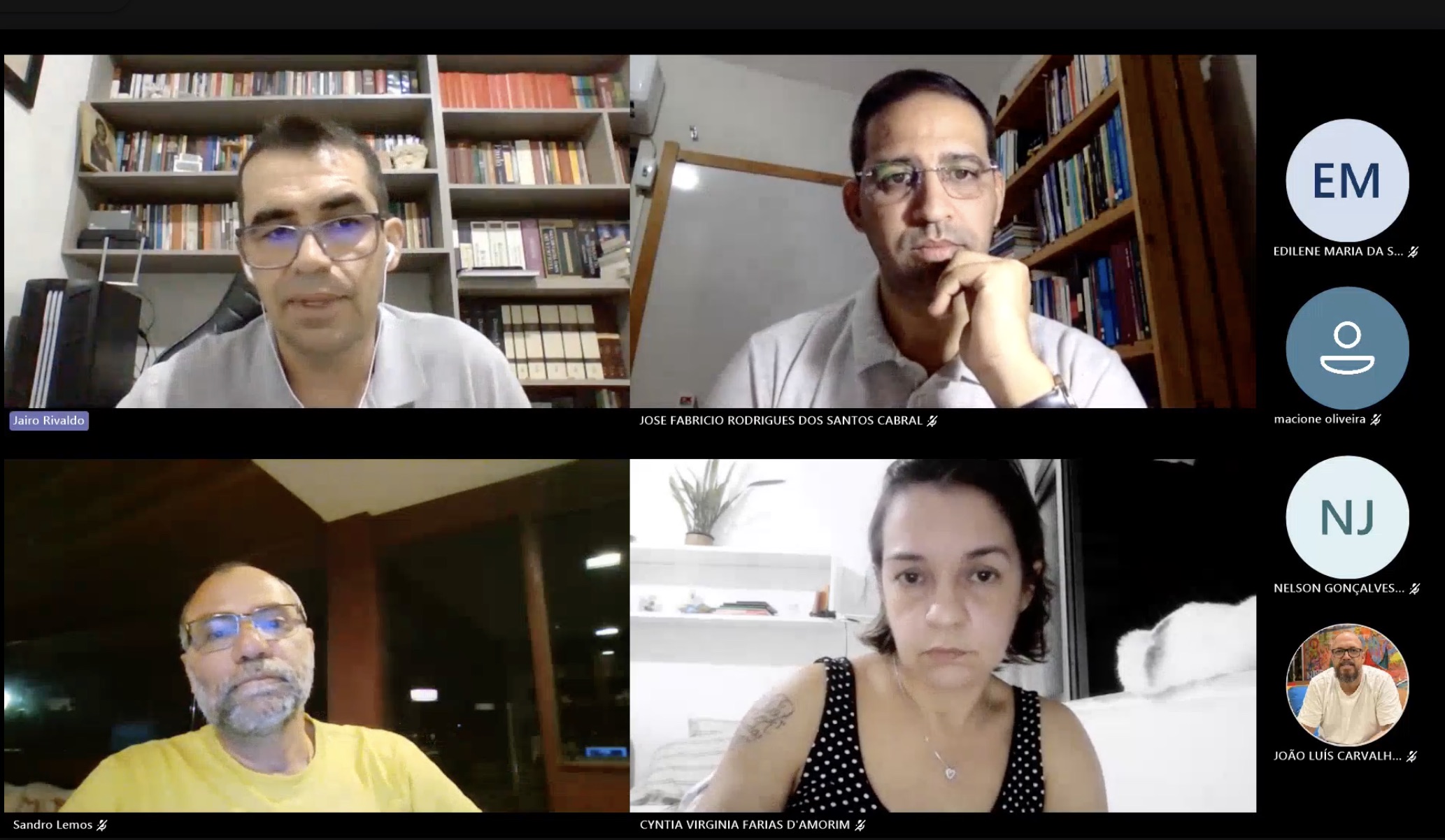 Livro foi lançado durante uma live