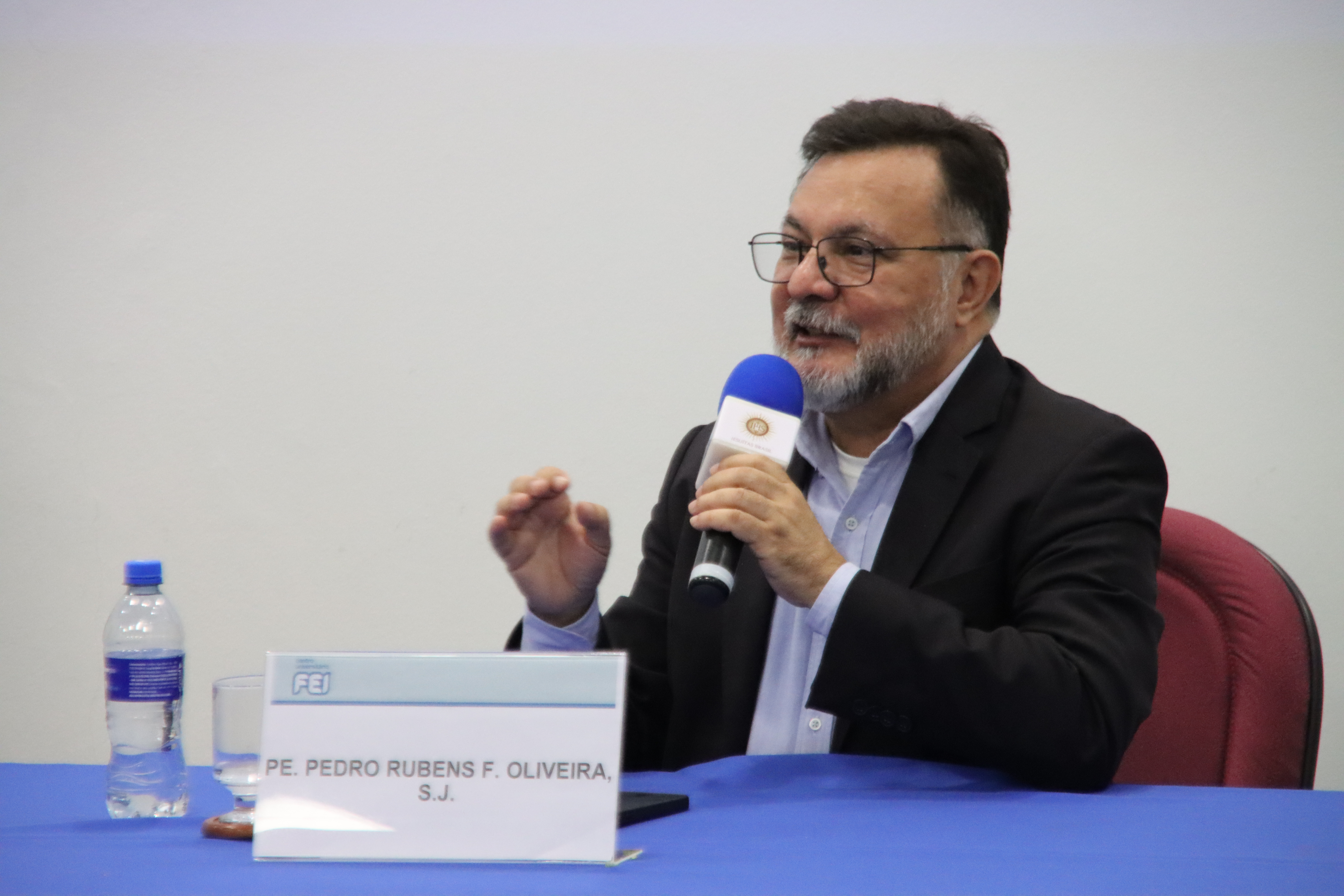 Reitor da Unicap, Padre Pedrp Rubens
