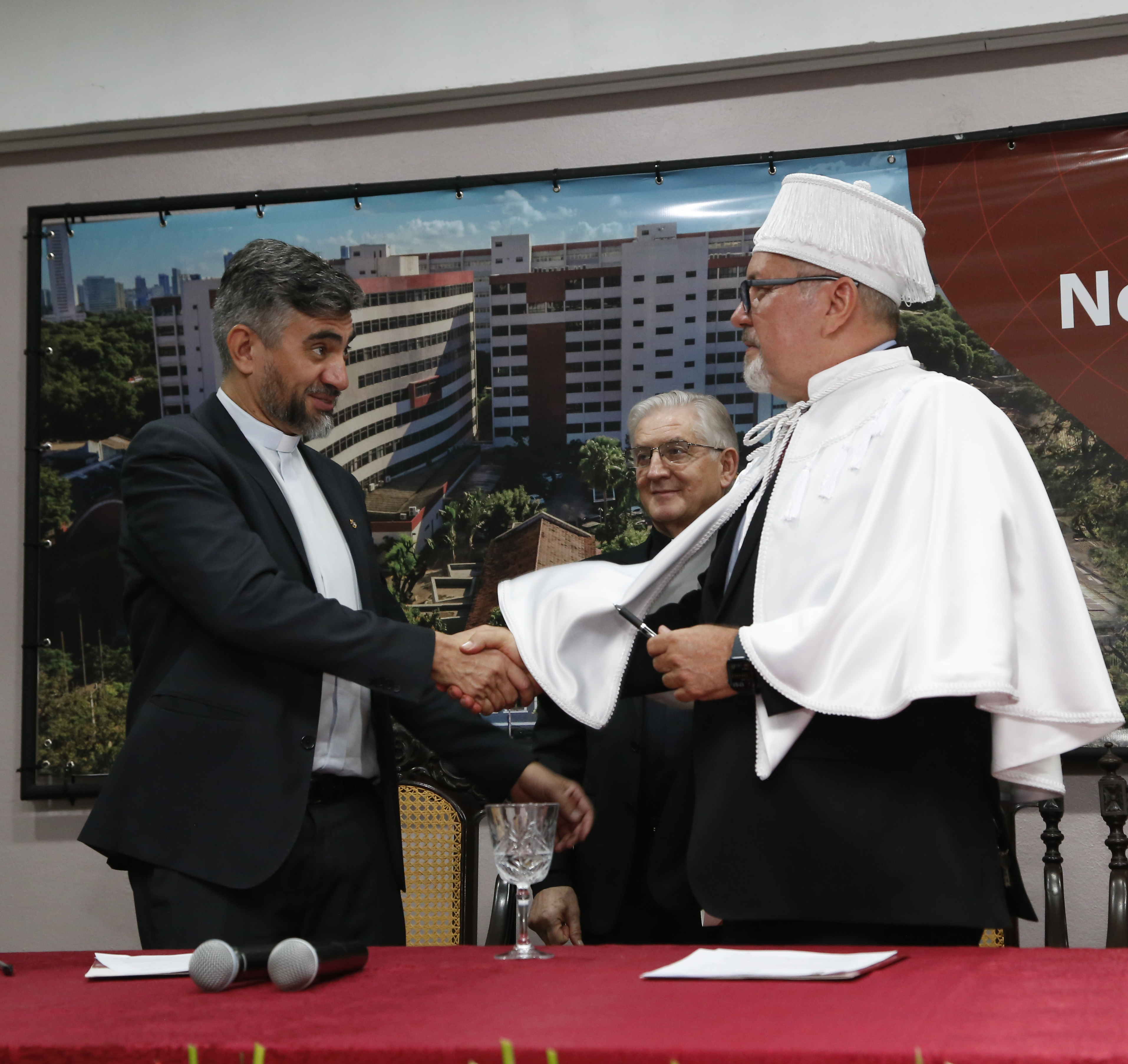 Cumprimento dos reitores