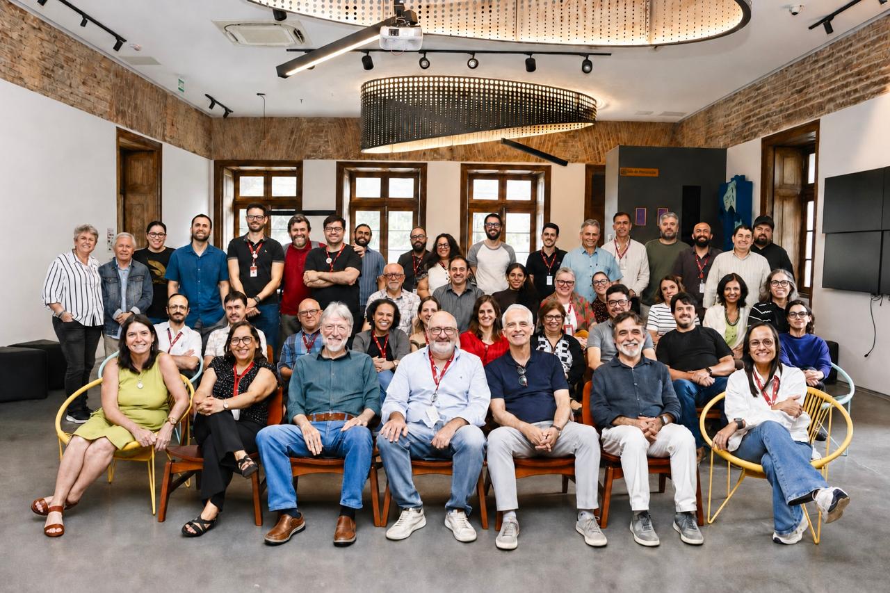 Grupo reunido