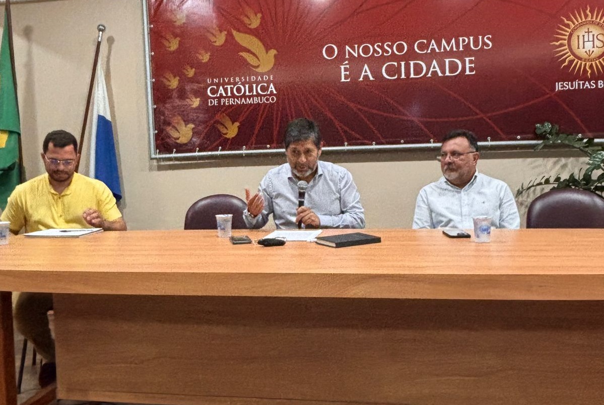 Palestra teologia.jpg