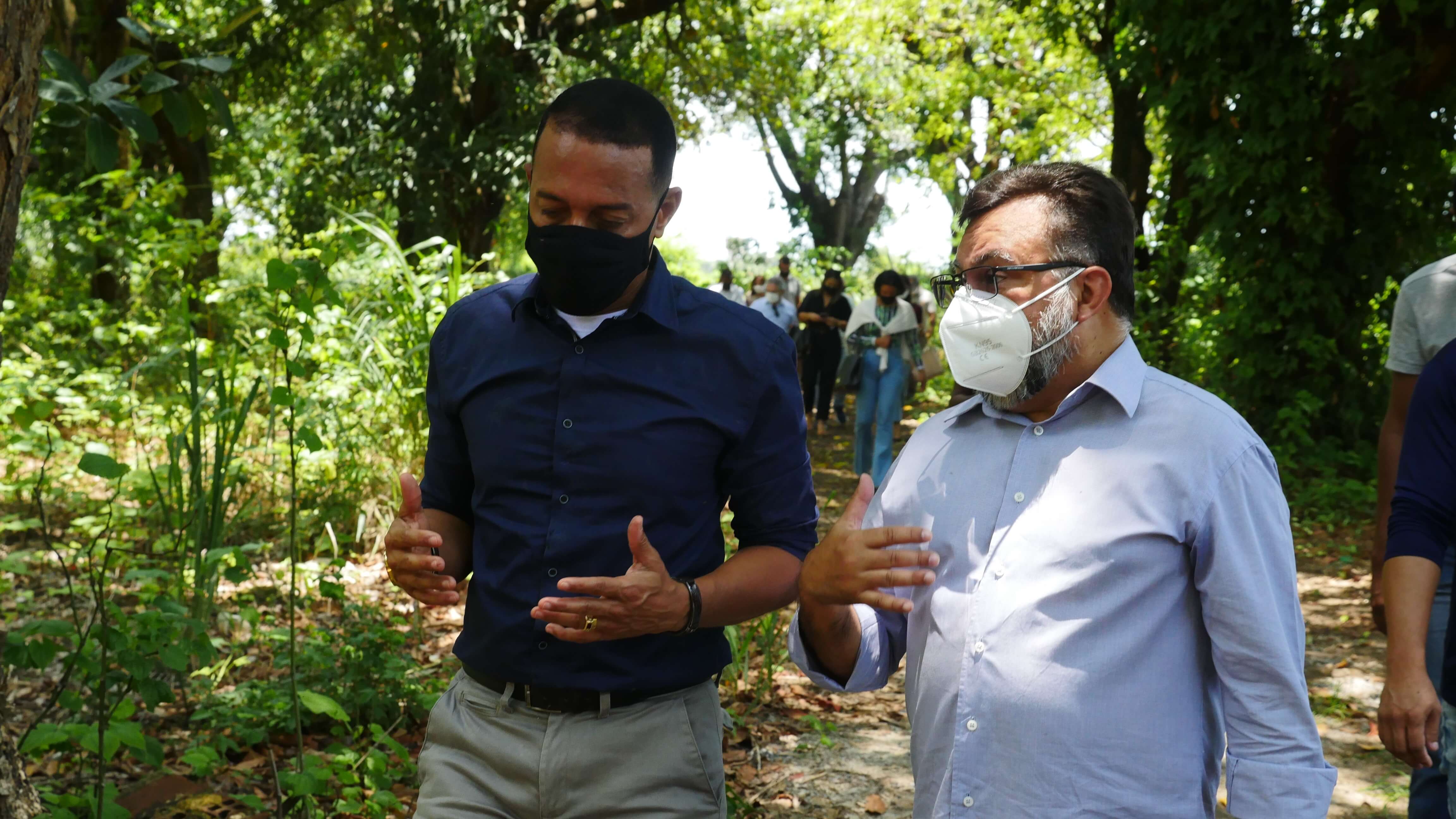 O prefeito Lupércio e Padre Pedro