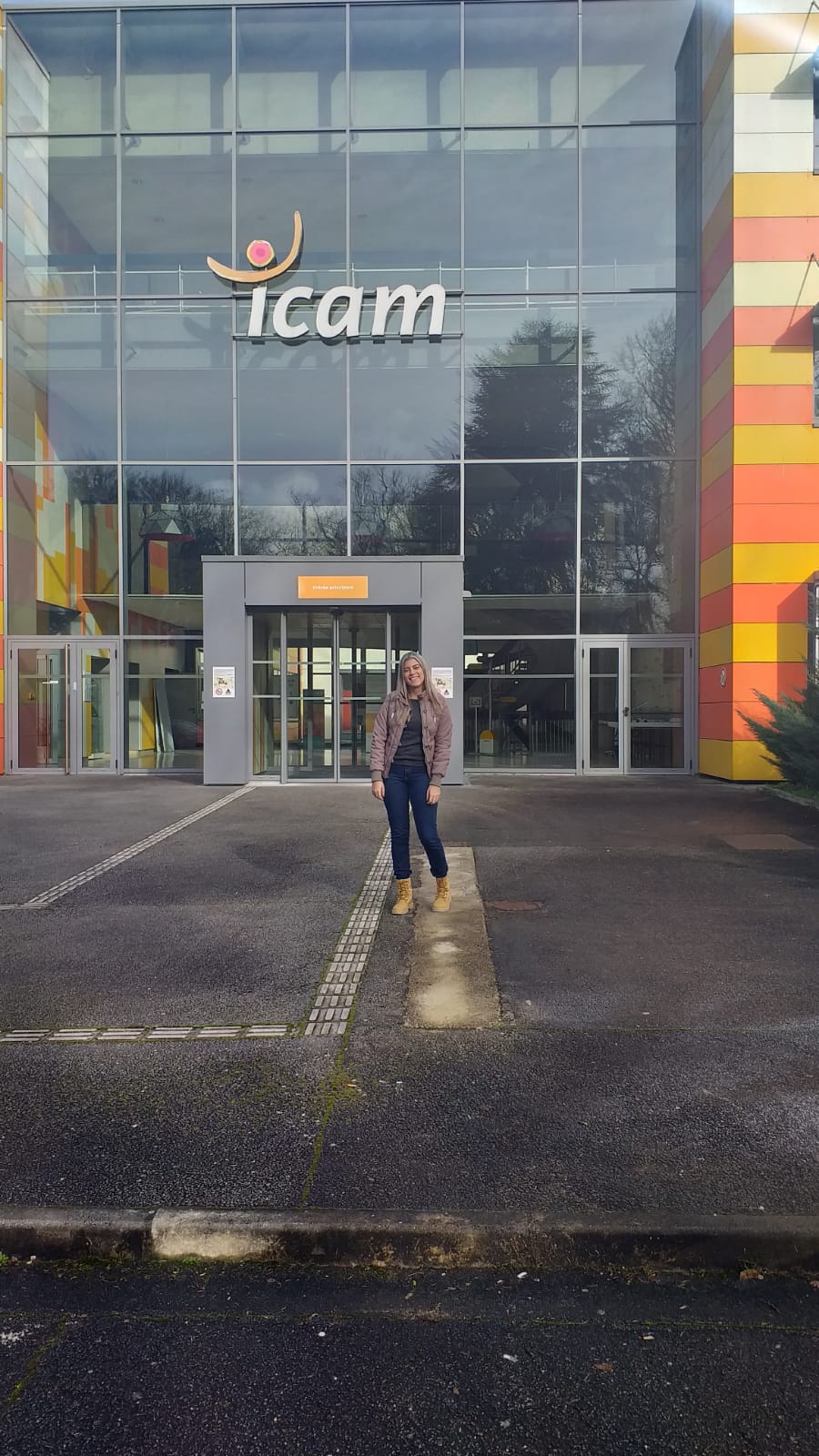 Klayne Kattiley fez parte dos estudos no campus do Icam em Nantes, na Françaç