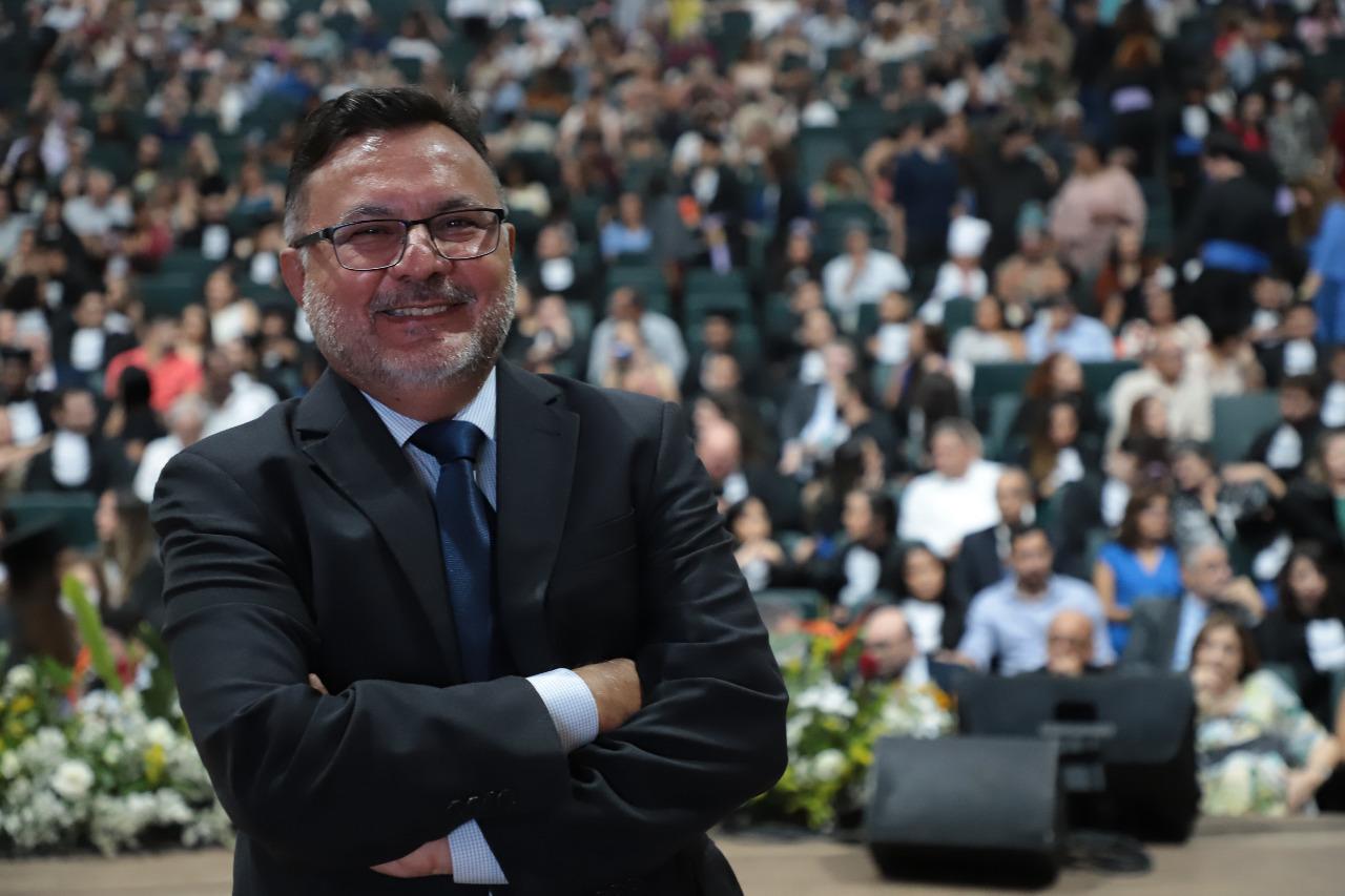 Reitor na Colação de Grau