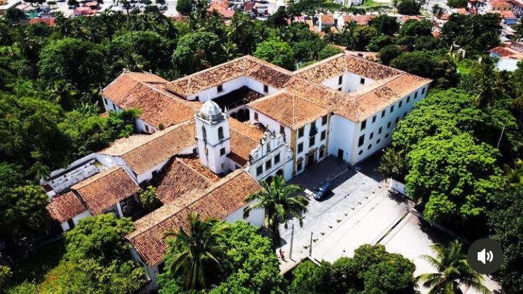 Vista área do Convento